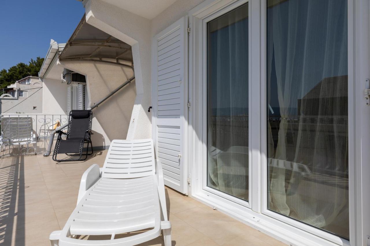 Apartments By The Sea Duce, Omis - 2992 ドゥギ・ラット エクステリア 写真