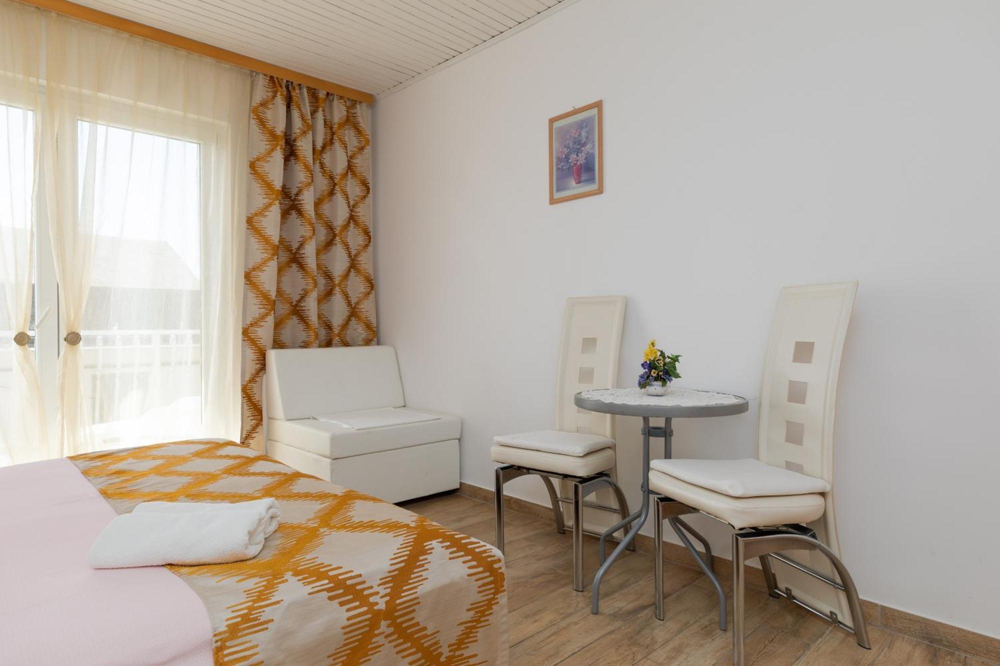 Apartments By The Sea Duce, Omis - 2992 ドゥギ・ラット 部屋 写真